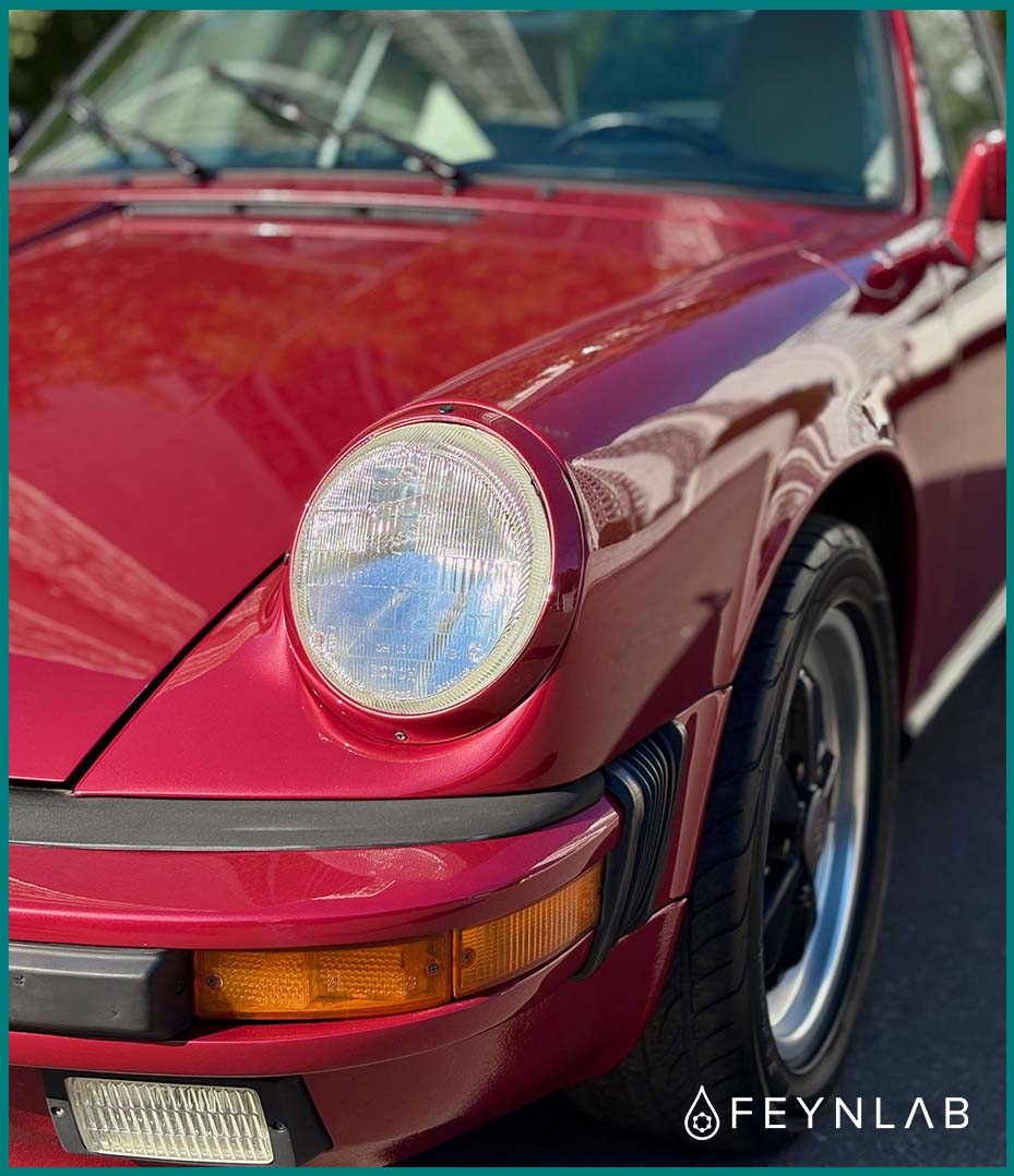красный Porsche фара вблизи фото