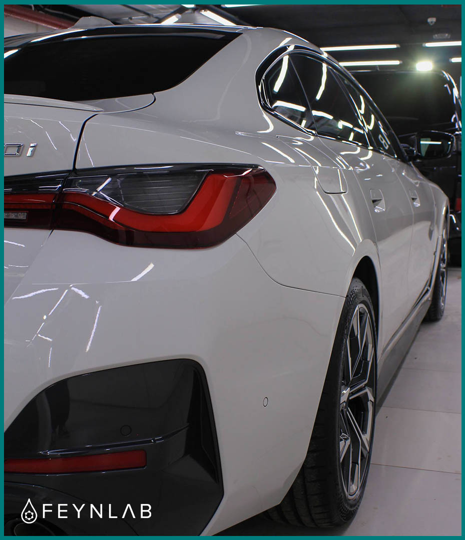 BMW белая в детейлинге FEYNLAB фото