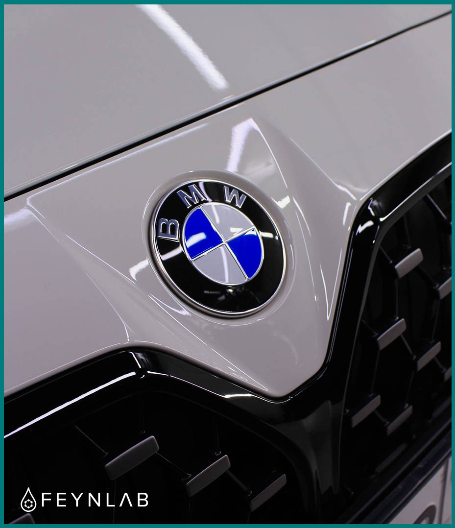 BMW белая в детейлинге FEYNLAB фото